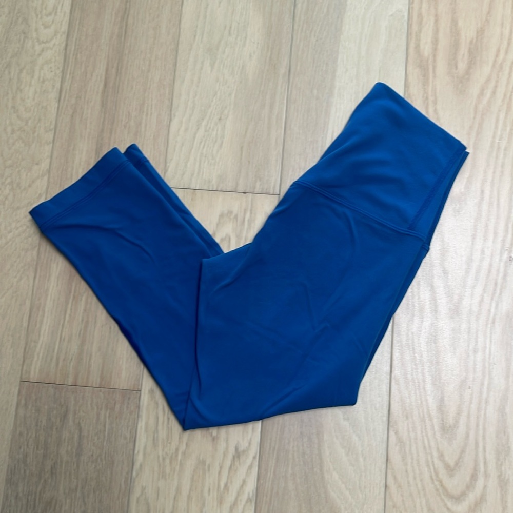 Lululemon align crops